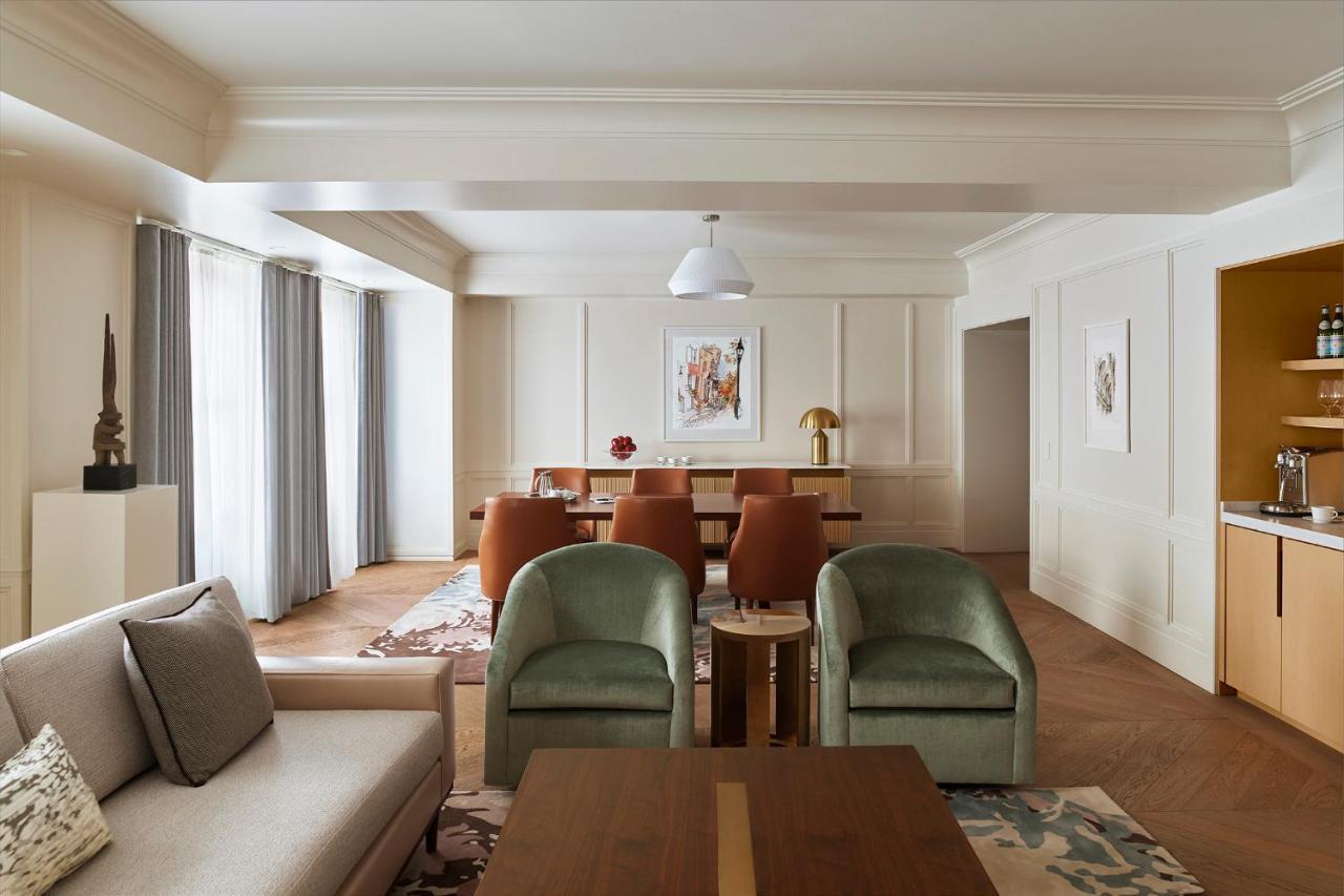Отель The Newbury Бостон Экстерьер фото A suite at the hotel