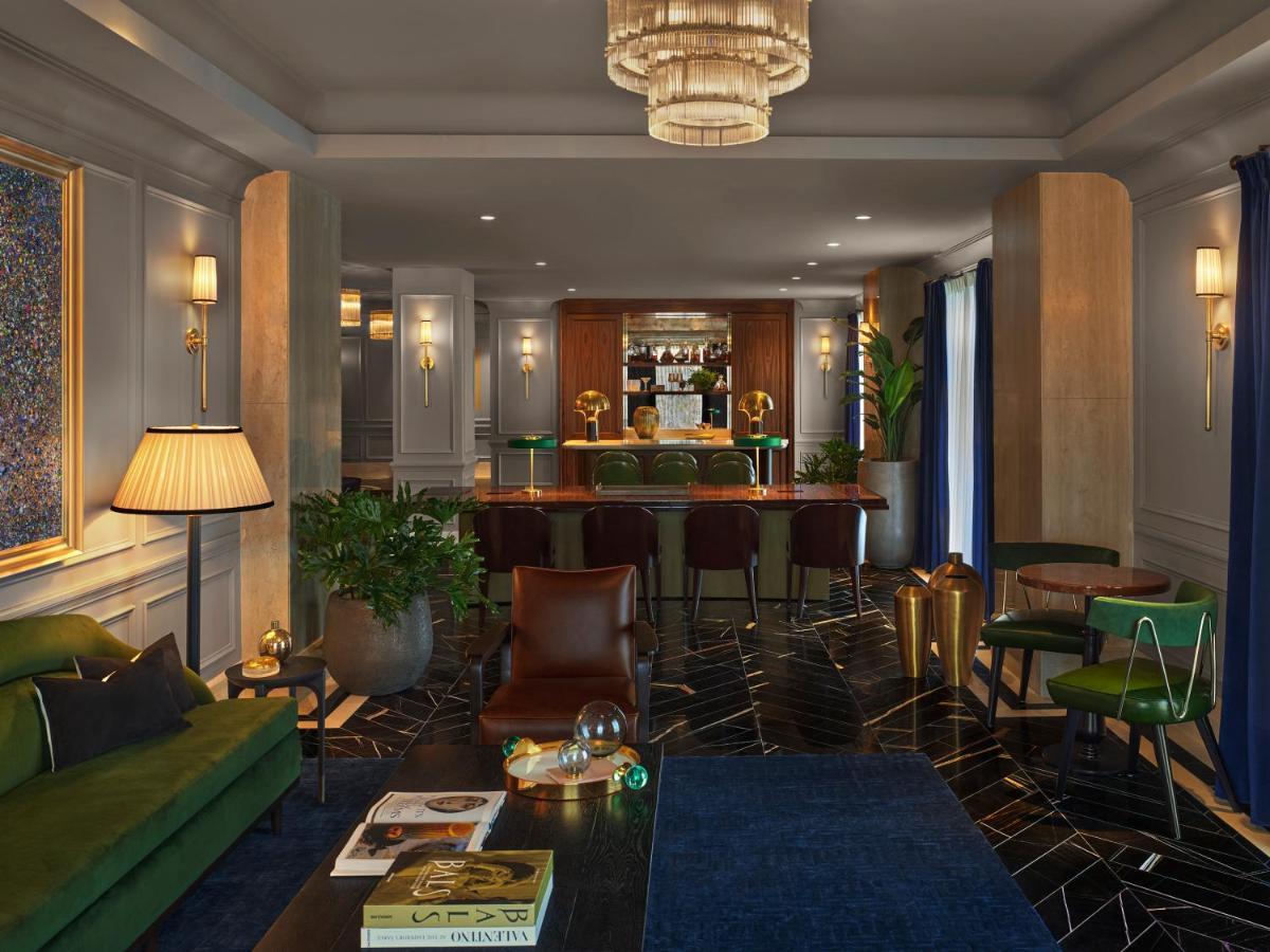Отель The Newbury Бостон Экстерьер фото The Bar